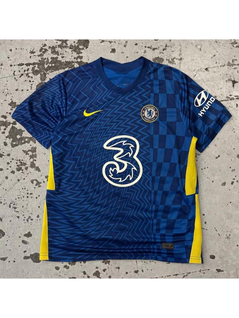 Fire Nike Chelsea 2024/25 home shirt with blue and yellow zigzag pattern